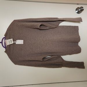 Light brown form fitting sweatsr